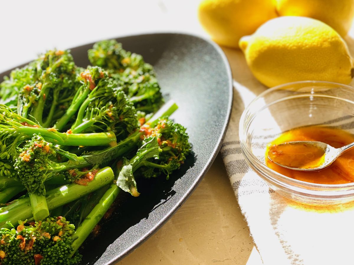 10-Minute Spicy Broccolini with Lemon Juice